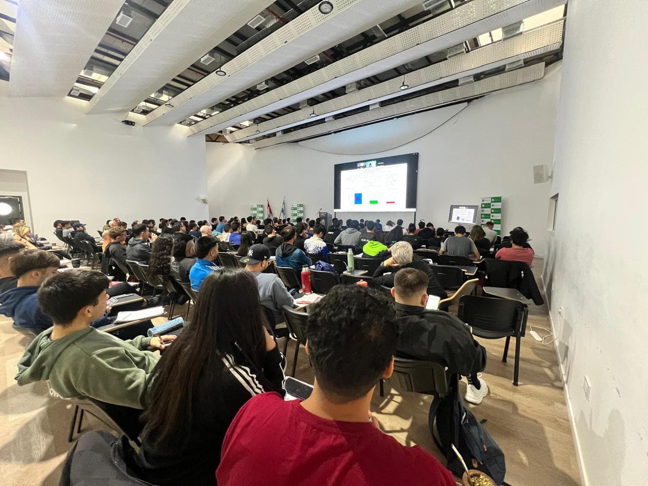 Área de Formación Académica - Image 4